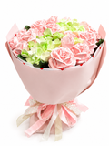 Buchet pastel din bezea – eleganță dulce în nuanțe delicate